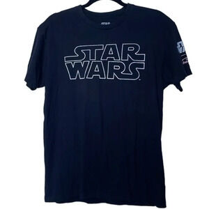 Star‎ Wars Artist Series T-shirt Size Medium (M)
